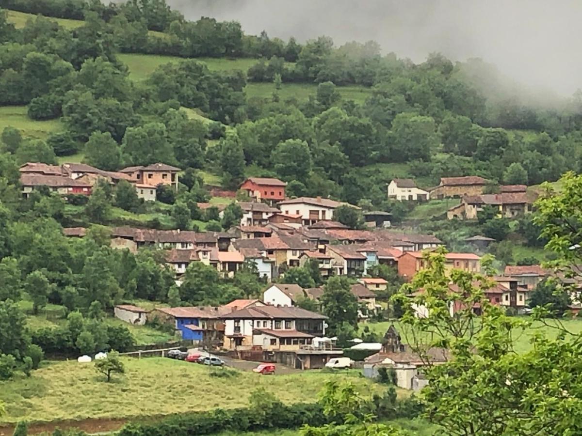 Hotel Restaurante La Carasca Орле Экстерьер фото