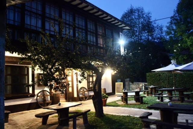 Hotel Restaurante La Carasca Орле Экстерьер фото