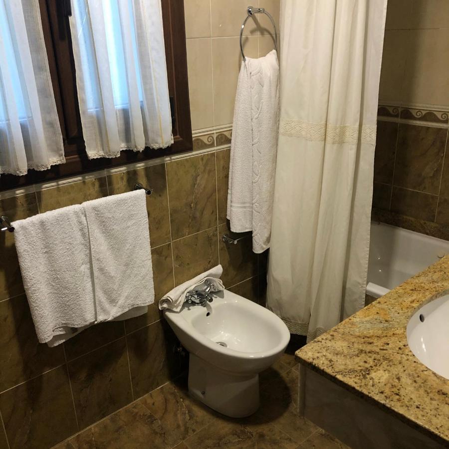 Hotel Restaurante La Carasca Орле Экстерьер фото