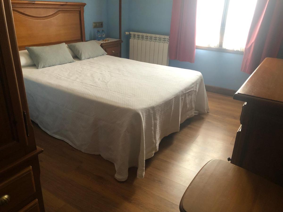 Hotel Restaurante La Carasca Орле Экстерьер фото